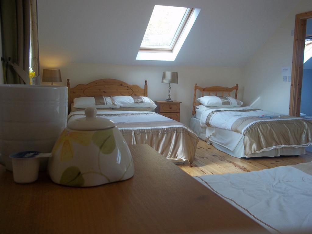 Mountainview B&B Leenaun Room photo